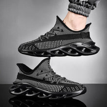 Load image into Gallery viewer, Men’s Shoes Crocodile Version With More Shock Absorbed Black &amp; Gray GH5
