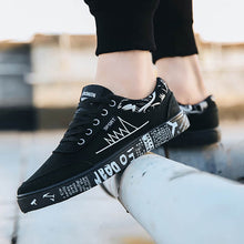 Load image into Gallery viewer, Fashion Men Printed Breathable Non-slip Fashion Casual Shoes AS6
