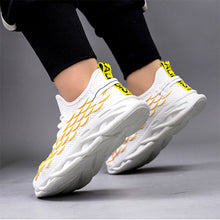 Load image into Gallery viewer, Men's Wild Sports Lace-up Running Shoes AA2