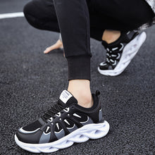Load image into Gallery viewer, Men's Fashion Color Matching Breathable Lightweight Sneakers ZA2