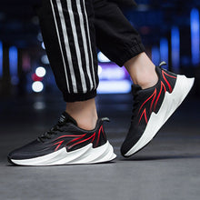 Load image into Gallery viewer, Fashion Men's Totem Breathable Round Toe Sneakers G3