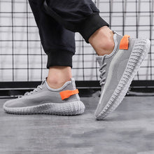 Load image into Gallery viewer, Men's fashion solid color mesh breathable sneakers A4