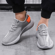Load image into Gallery viewer, Men's fashion solid color mesh breathable sneakers A4