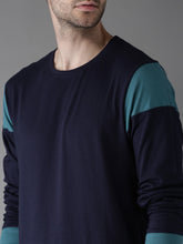 Load image into Gallery viewer, Men Navy Solid Round Neck T-shirt N4