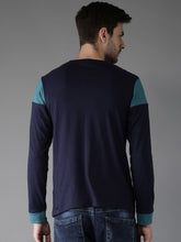 Load image into Gallery viewer, Men Navy Solid Round Neck T-shirt N4