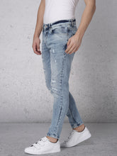 Load image into Gallery viewer, Men Blue Slim Fit Mid-Rise Highly Distressed Stretchable Jeans Q2