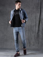 Load image into Gallery viewer, Men Black Solid Round Neck T-shirt N23