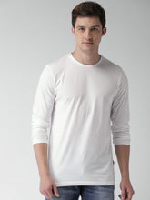 Load image into Gallery viewer, Men White Slim Fit Solid Round Neck T-Shirt