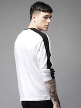 Load image into Gallery viewer, Men White &amp; Black Striped Round Neck T-shirt P9