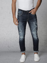 Load image into Gallery viewer, Men Blue Slim Fit Mid-Rise Highly Distressed Stretchable Jeans SS2
