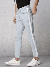 Load image into Gallery viewer, Men Blue Slim Fit Mid-Rise Clean Look Stretchable Ankle Length Jeans
