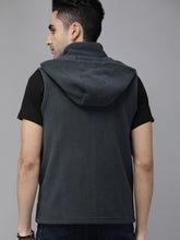 Load image into Gallery viewer, Men Grey Solid Polar Fleece Hooded Sweatshirt F43