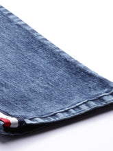 Load image into Gallery viewer, Men Blue Slim Tapered Fit Mid-Rise Clean Look Stretchable Jeans D1