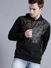 Load image into Gallery viewer, Men Black Printed Hooded Sweatshirt XD