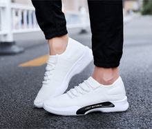 Load image into Gallery viewer, Mens Low-Top Breathable Running Shoes Q7