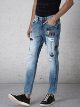 Load image into Gallery viewer, Men Blue Slim Tapered Fit Mid-Rise Mildly Distressed Ankle-Length Jeans N7