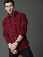 Load image into Gallery viewer, Men Maroon Solid Hooded Sweatshirt X1