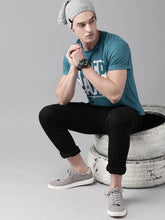 Load image into Gallery viewer, Men Blue &amp; White Printed Round Neck T-shirt A2