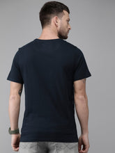 Load image into Gallery viewer, Men Navy Blue &amp; Grey Striped Round Neck T-shirt WE4