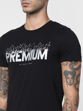 Load image into Gallery viewer, Men Black Slim Fit Printed Round Neck T-shirt WE3