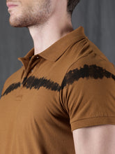 Load image into Gallery viewer, Men Rust Brown Slim Fit Solid Polo Collar T-shirt