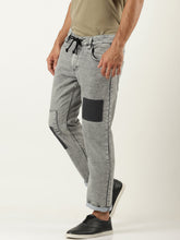 Load image into Gallery viewer, Men Grey Slim Fit Mid-Rise Clean Look Stretchable Jeans AA2